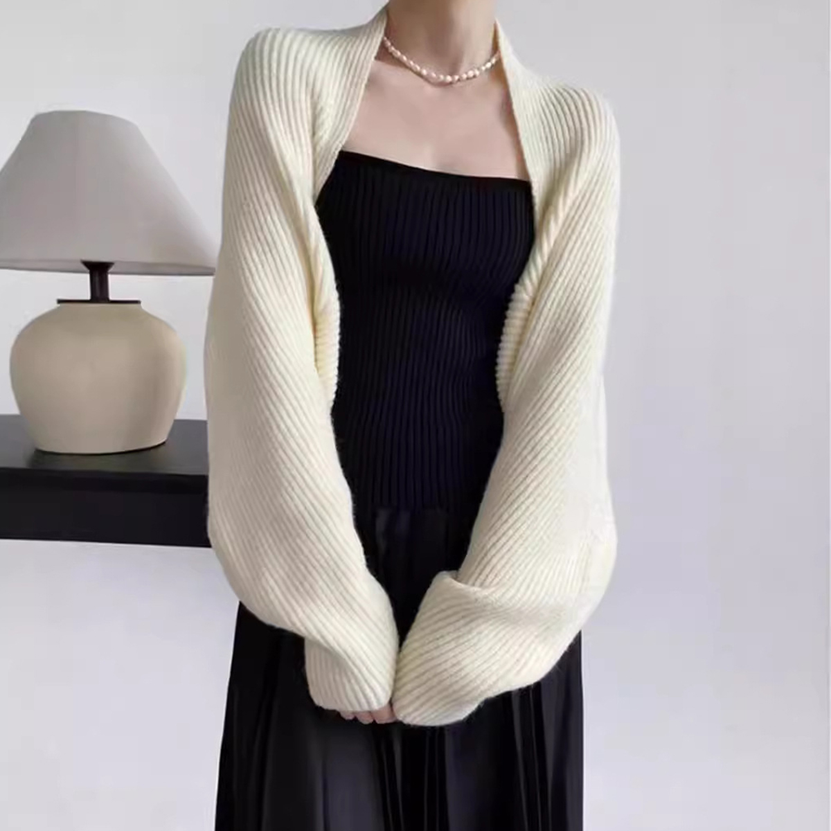 Embroidery Online - Châle tricoté de couleur unie avec