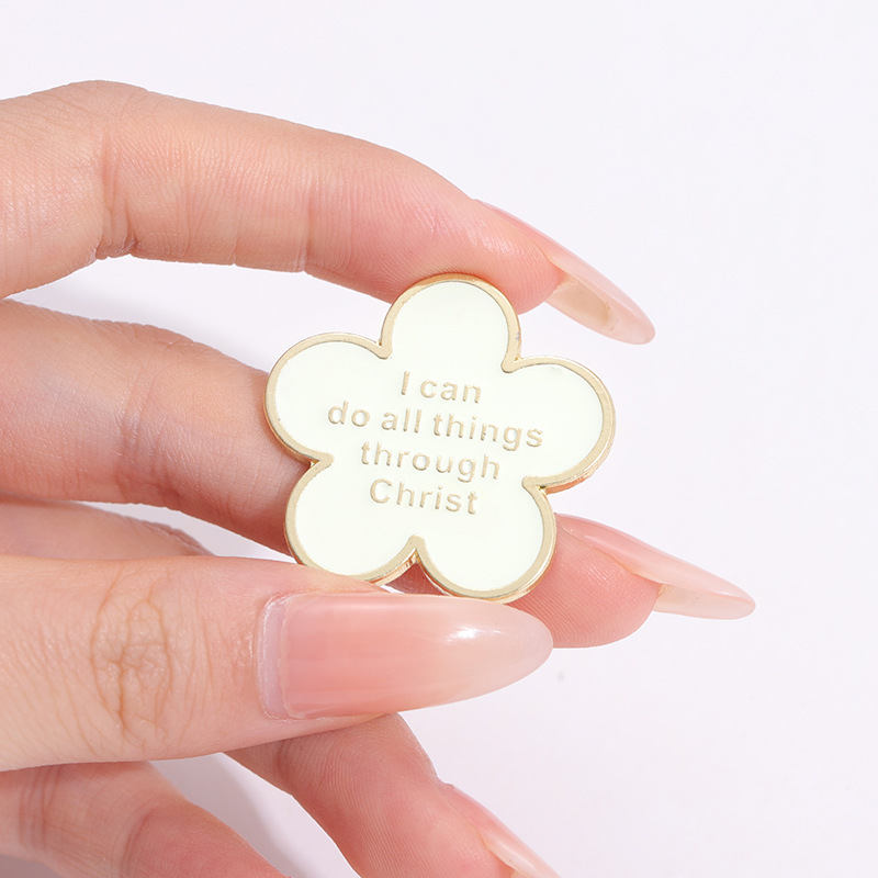 Broche en émail avec insigne d - Embroidery Jesus avis et prix