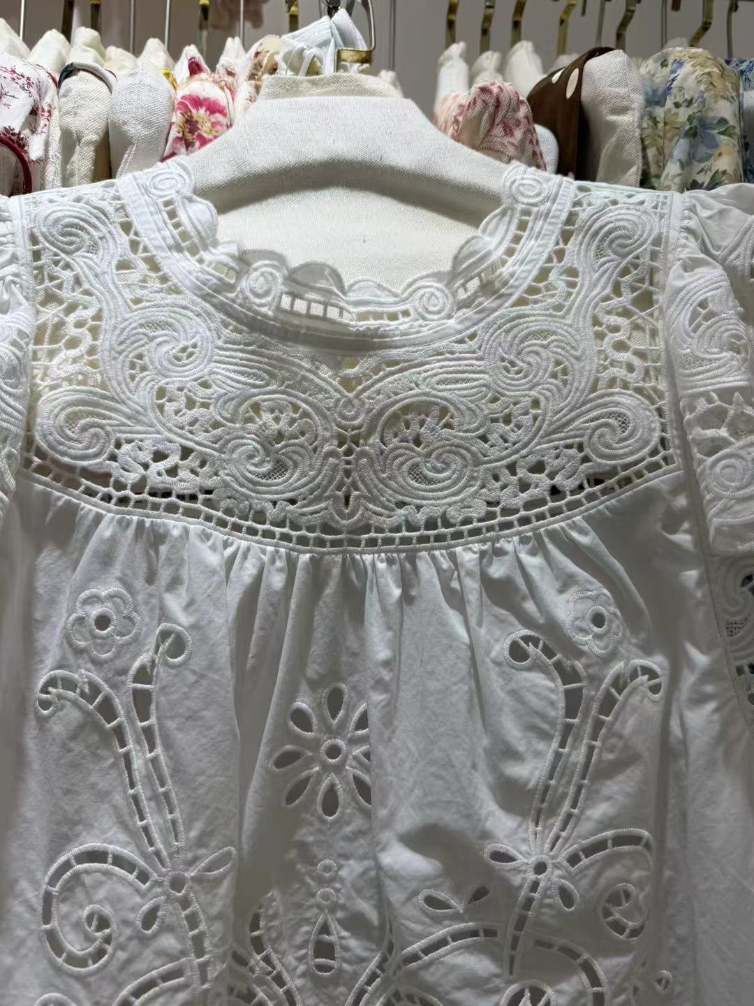 Chemisier blanc décontracté en - Embroidery On Shirt avis et prix