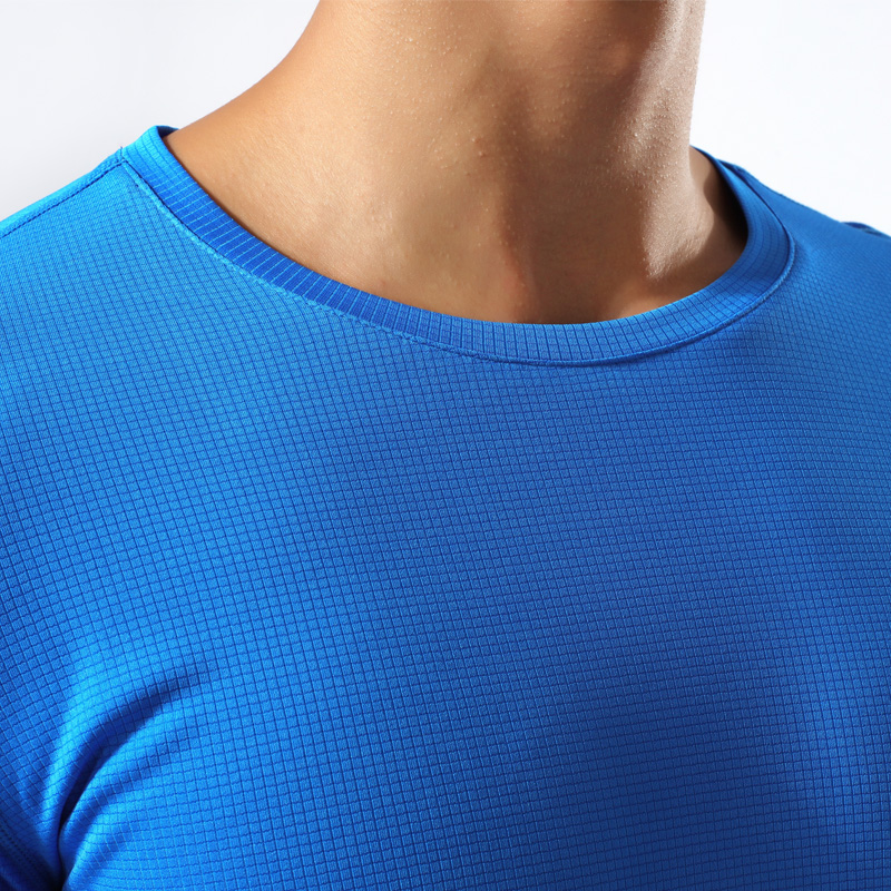 T-shirt de sport à manches lon - Embroidery Logo avis et prix