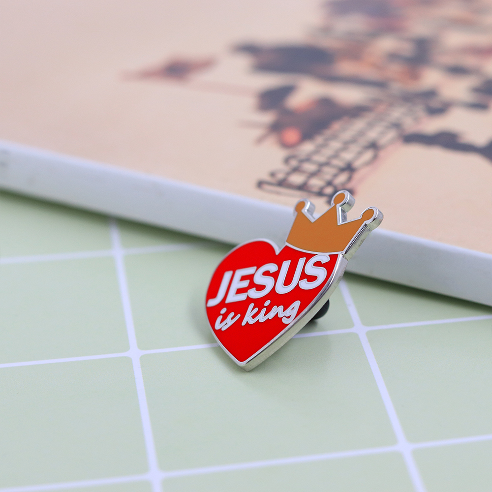 Broche émaillée « Jésus est Ro - Embroidery Jesus avis et prix